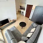 Bella Vista Apartment *